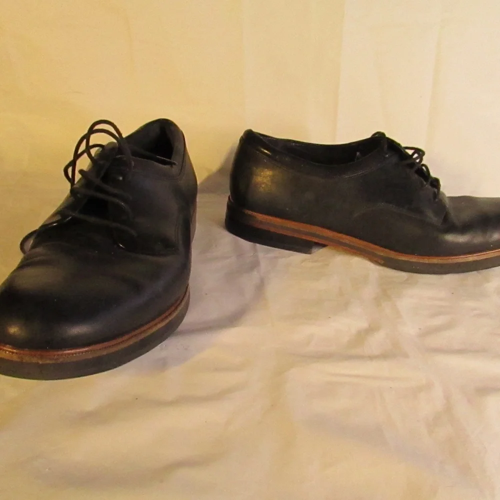 Clarks Tilden Cap or Clarks Whiddon Cap toe Oxford shoes